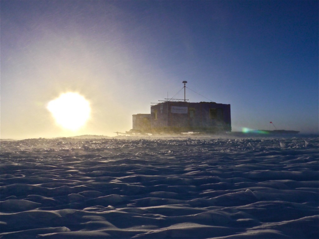 Overnight camp in the blue ice